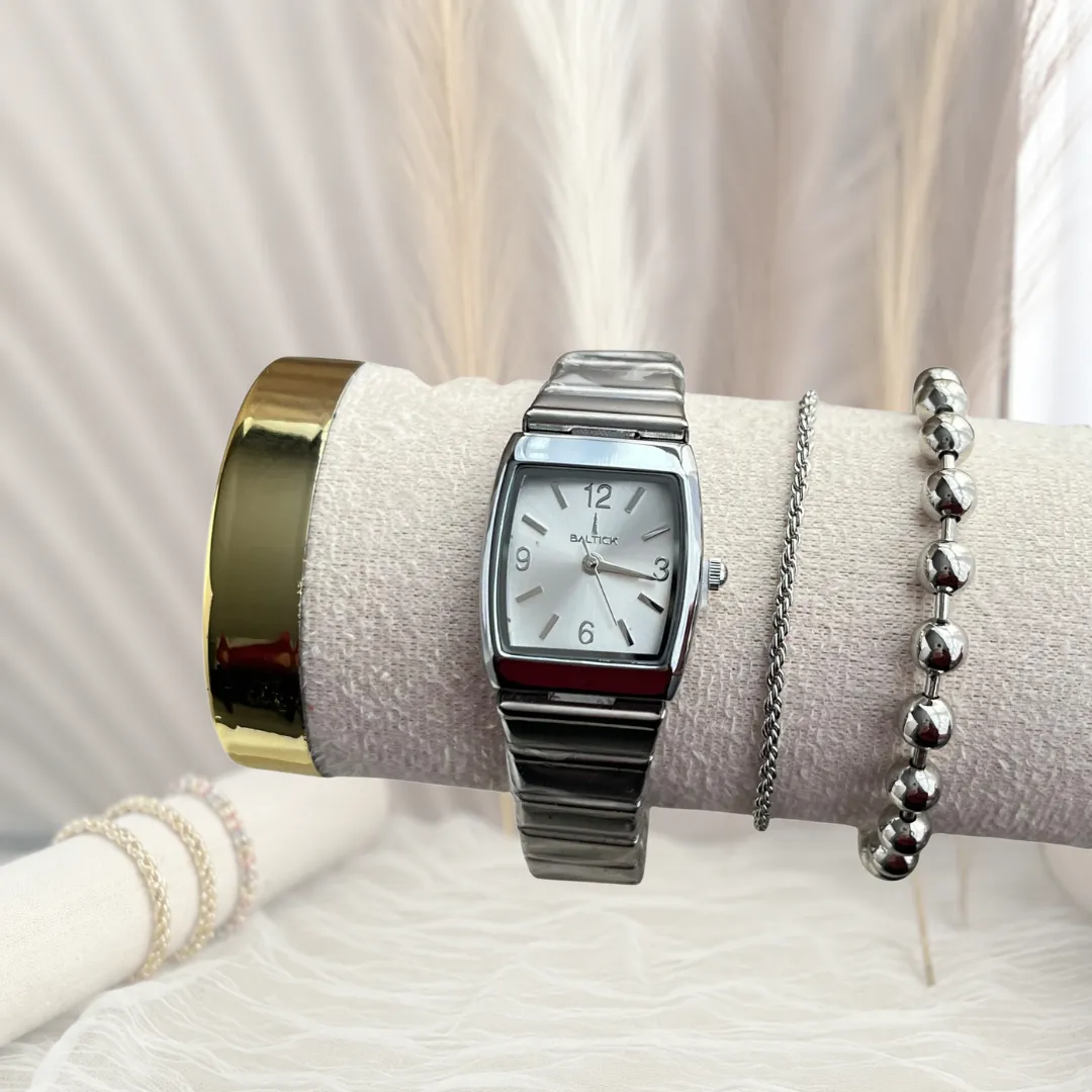 Reloj Italy Plateado — YNDRA