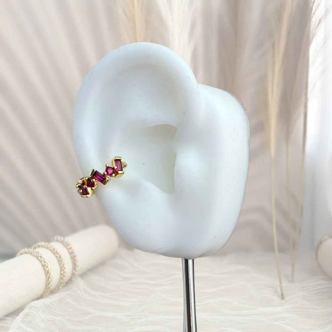 Ear Cuff Fucsia — YNDRA